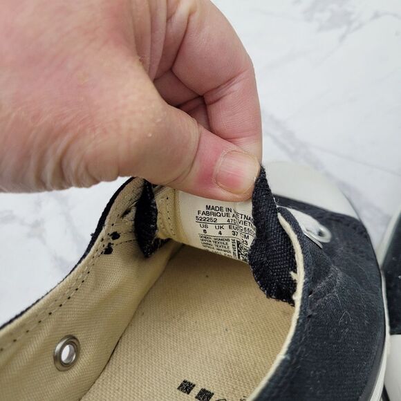 Converse All Star Black & White Sneakers Shoes Size: 6 US - Picture 9 of 10